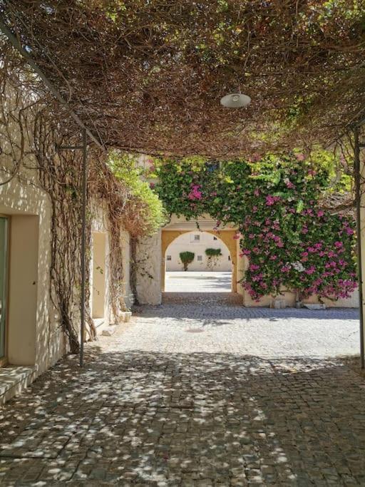 Nova Casa Com Piscina No Convento Das Bernardas Тавира Экстерьер фото